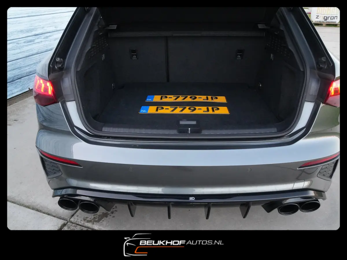 30 TFSI S-Line Maxton Panorama Leer 19Inch
