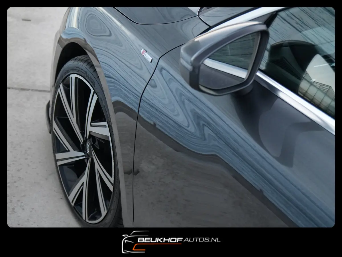 30 TFSI S-Line Maxton Panorama Leer 19Inch
