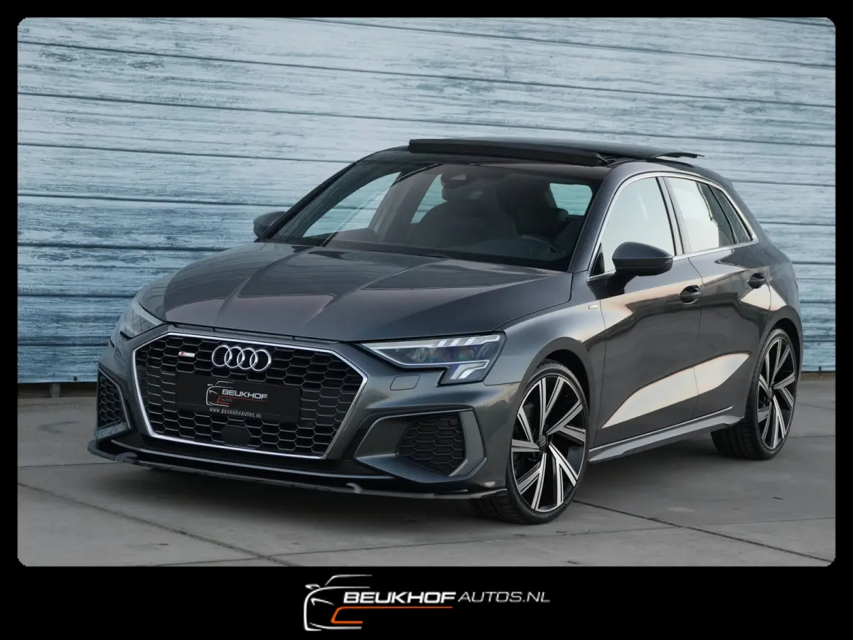 30 TFSI S-Line Maxton Panorama Leer 19Inch