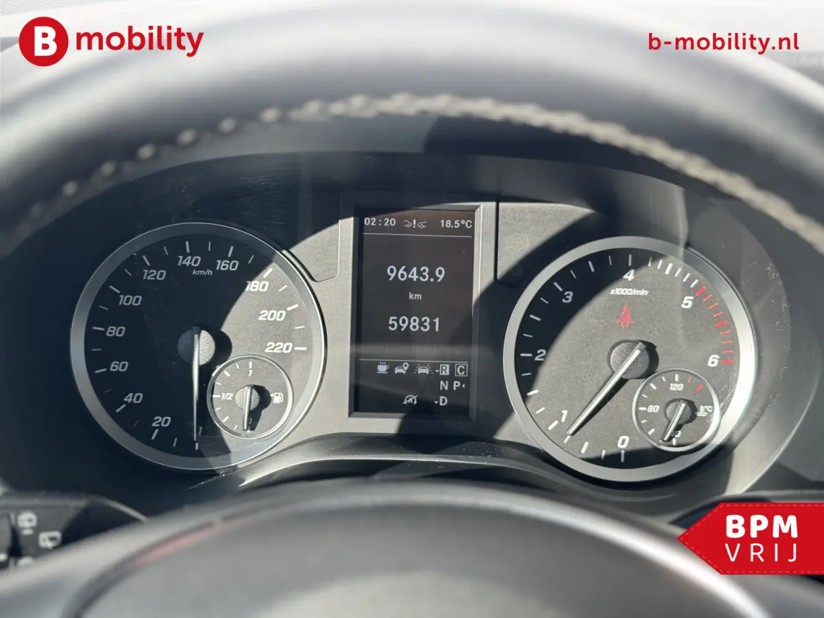 V-Klasse 124 CDI LANG Leer Trekhaak | Adaptive Cruise Control | Apple CarPlay | Achteruitrijcamera