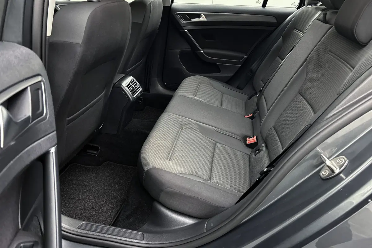 1.0 TSI Comfortline | Adaptieve cruise control | Camera | Apple Carplay
