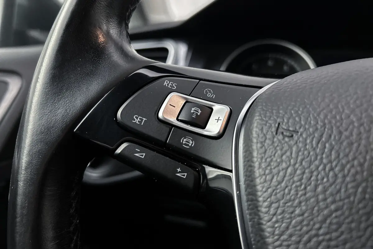 1.0 TSI Comfortline | Adaptieve cruise control | Camera | Apple Carplay