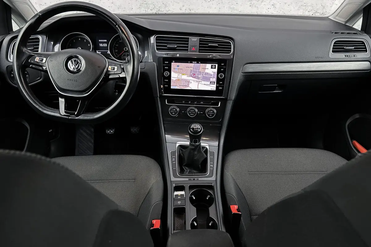 1.0 TSI Comfortline | Adaptieve cruise control | Camera | Apple Carplay