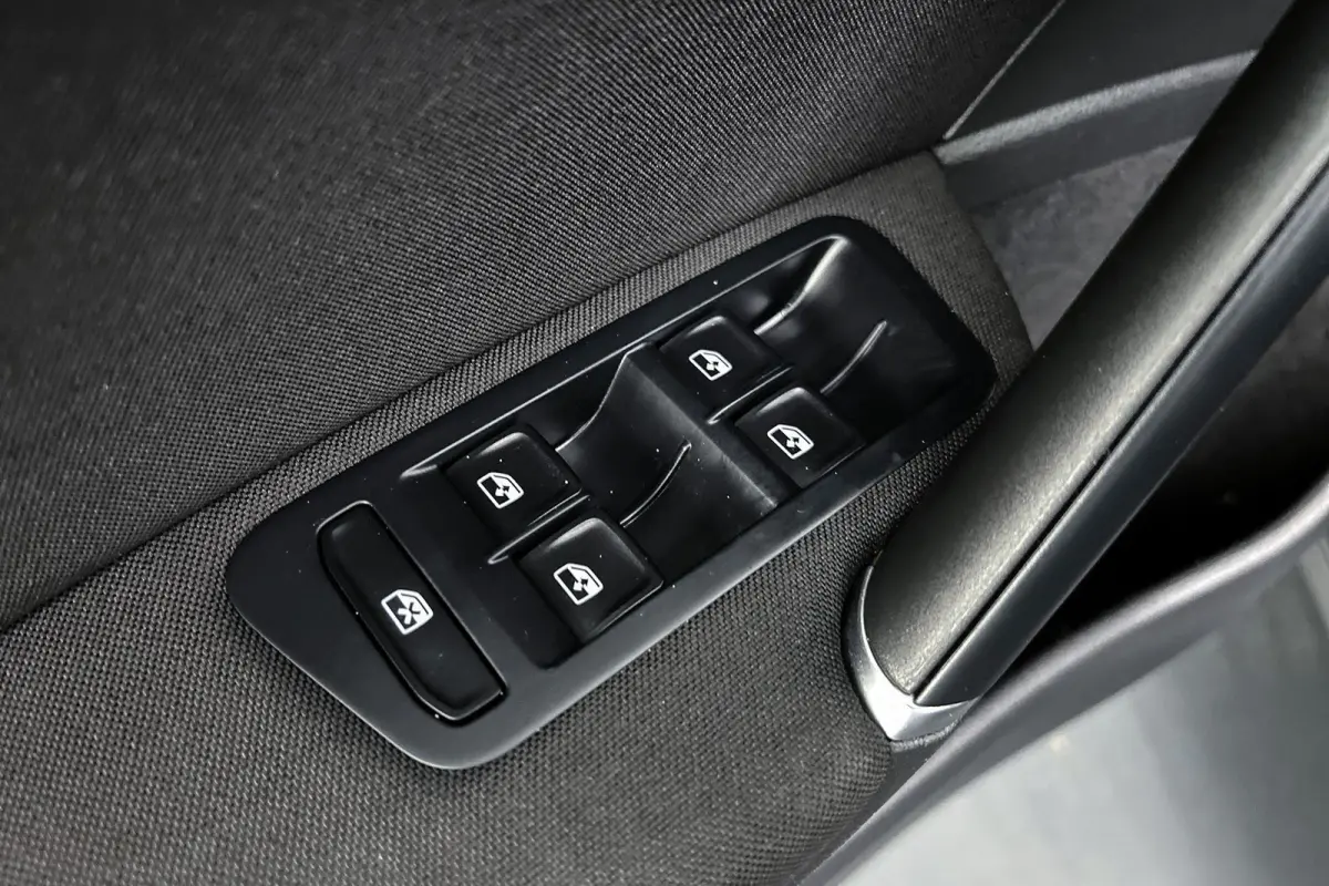 1.0 TSI Comfortline | Adaptieve cruise control | Camera | Apple Carplay