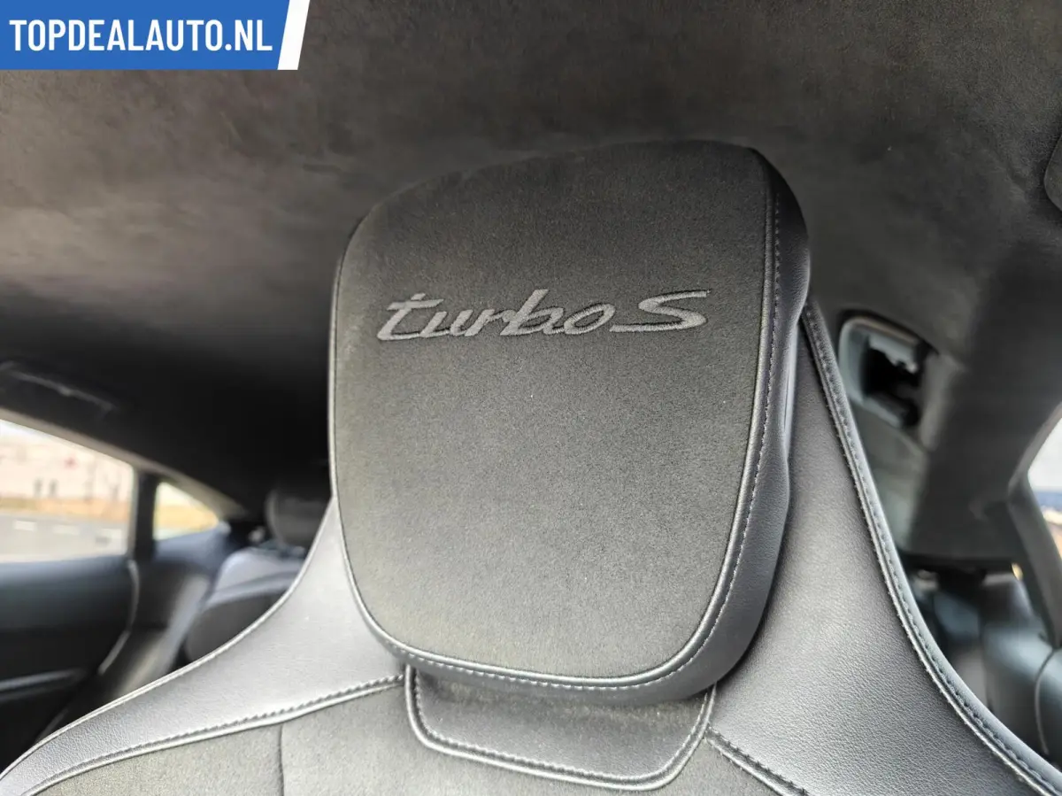 Turbo S 93 kWh 761Pk Ceramic/Head-up/Carbon