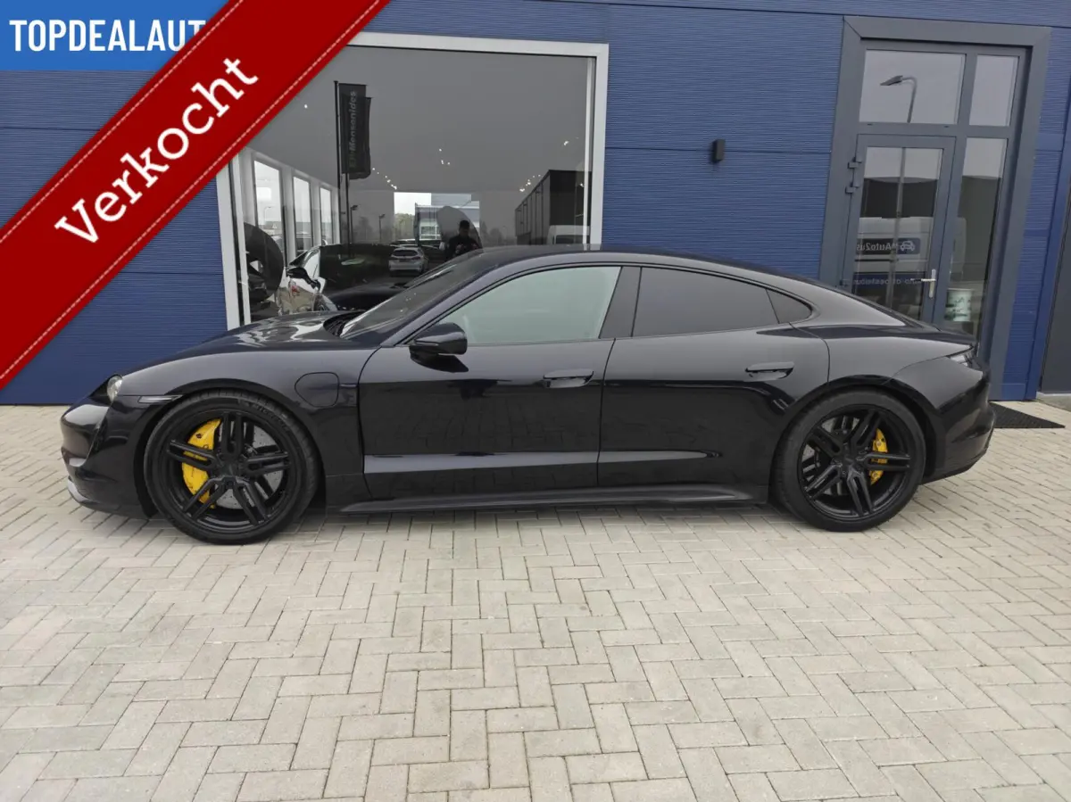 Turbo S 93 kWh 761Pk Ceramic/Head-up/Carbon