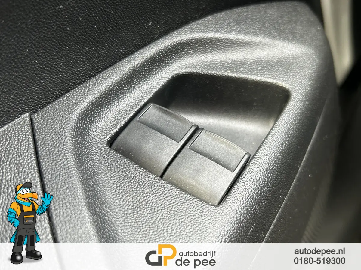 1.0 e-VTi Feel GARANTIE/5-DEURS/AIRCO/EL.RAMEN/BLUETOOTH/CV+AB rijklaarprijs!