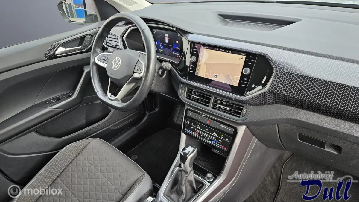 1.0 TSI DSG R-Line Virtual dash Carplay!!