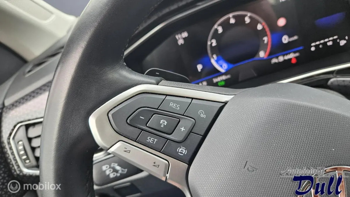 1.0 TSI DSG R-Line Virtual dash Carplay!!