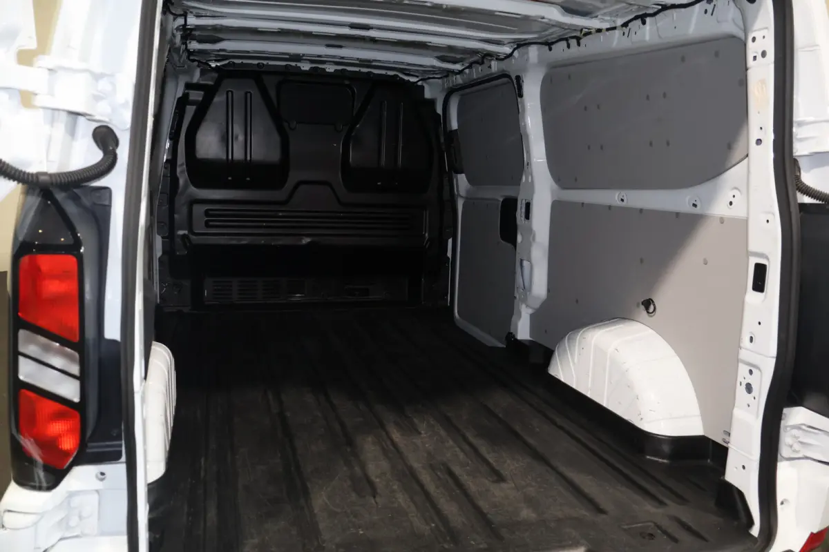 2.0 TDci 136pk L2 H1 Trend (koelwagen in productie)