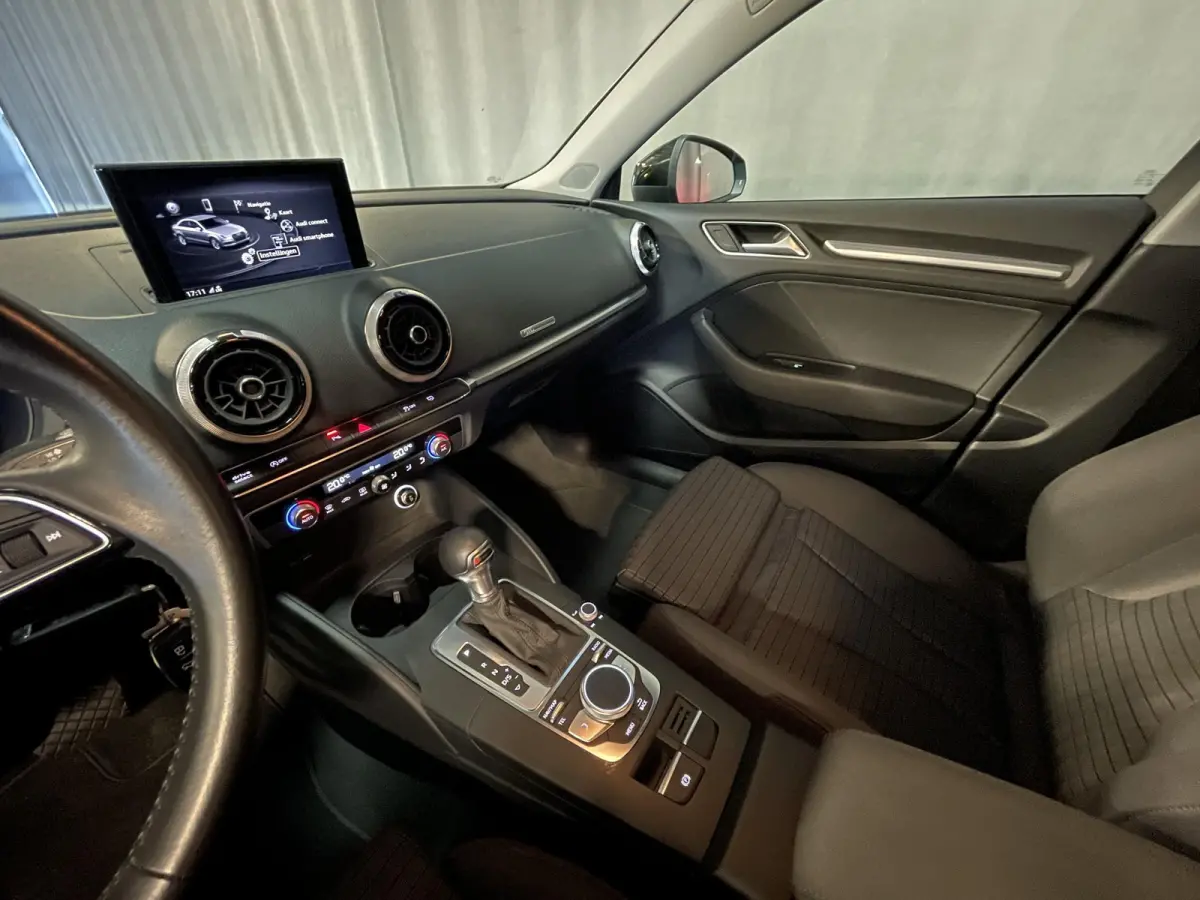 35 TFSI CoD Advance 17"/Virtual Cockpit/Climate/PDC v+a/LED/Navigatie