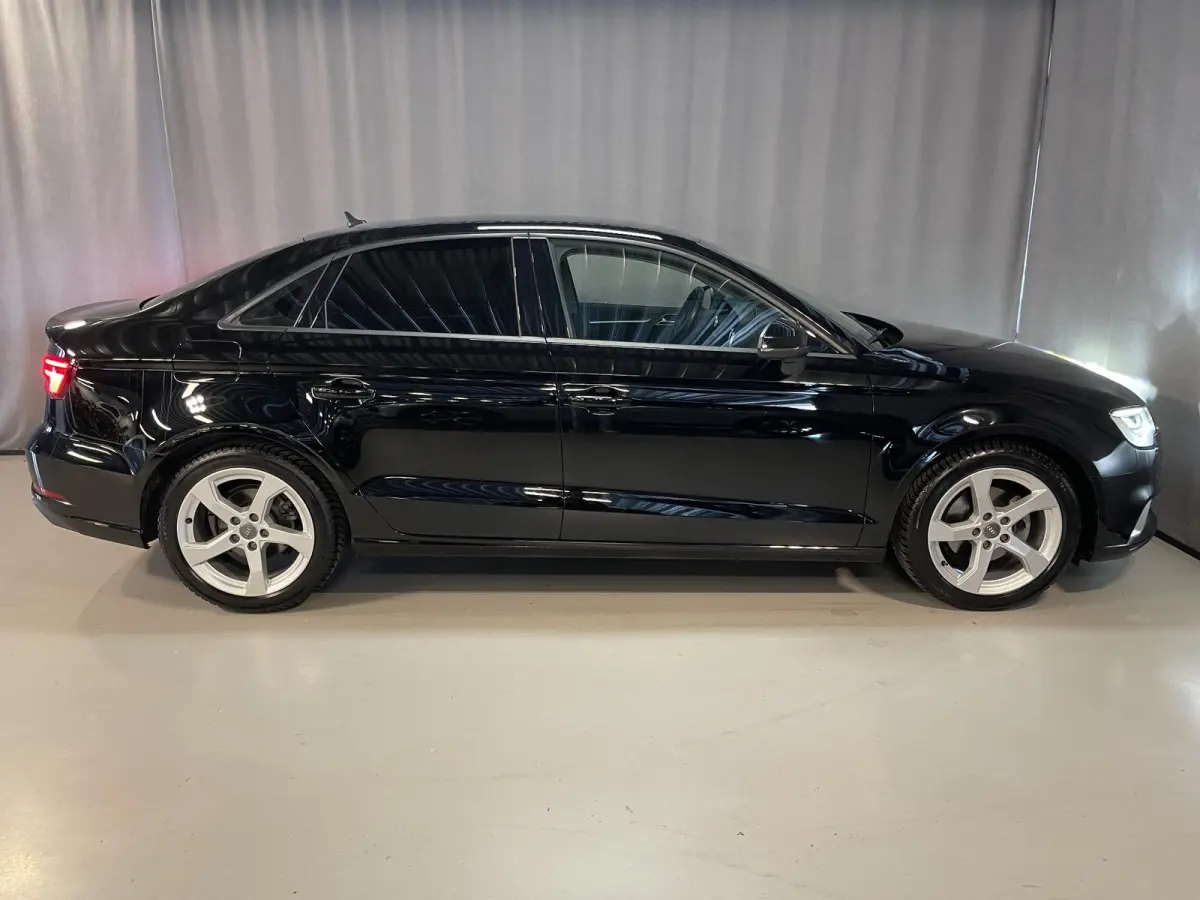 35 TFSI CoD Advance 17"/Virtual Cockpit/Climate/PDC v+a/LED/Navigatie