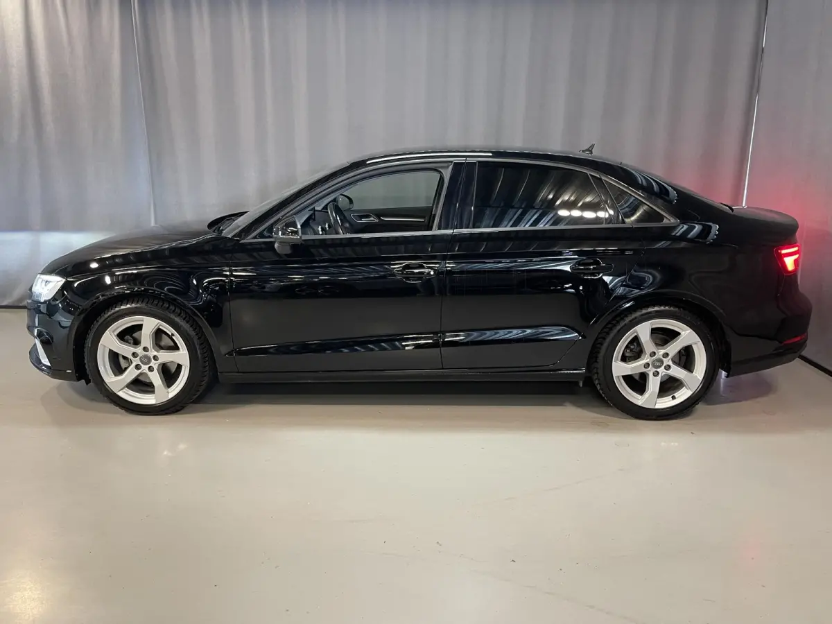 35 TFSI CoD Advance 17"/Virtual Cockpit/Climate/PDC v+a/LED/Navigatie