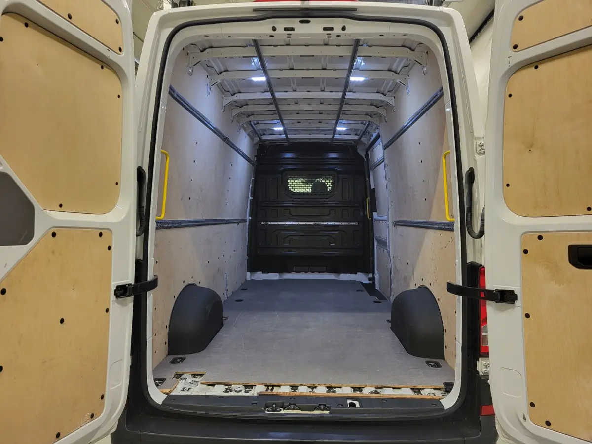 2.0TDI 140pk L4/H3 3000kg Trekkracht Euro 6!