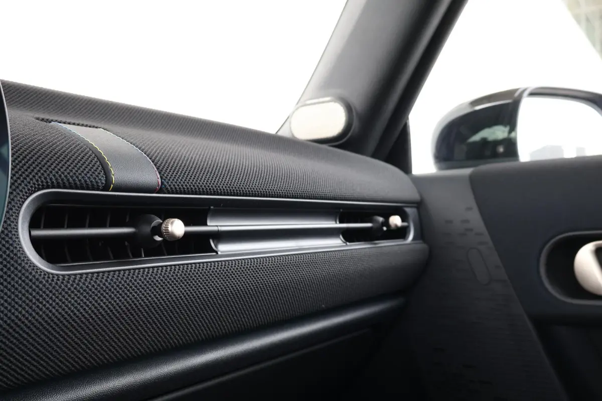 C Classic Trim | Pakket M