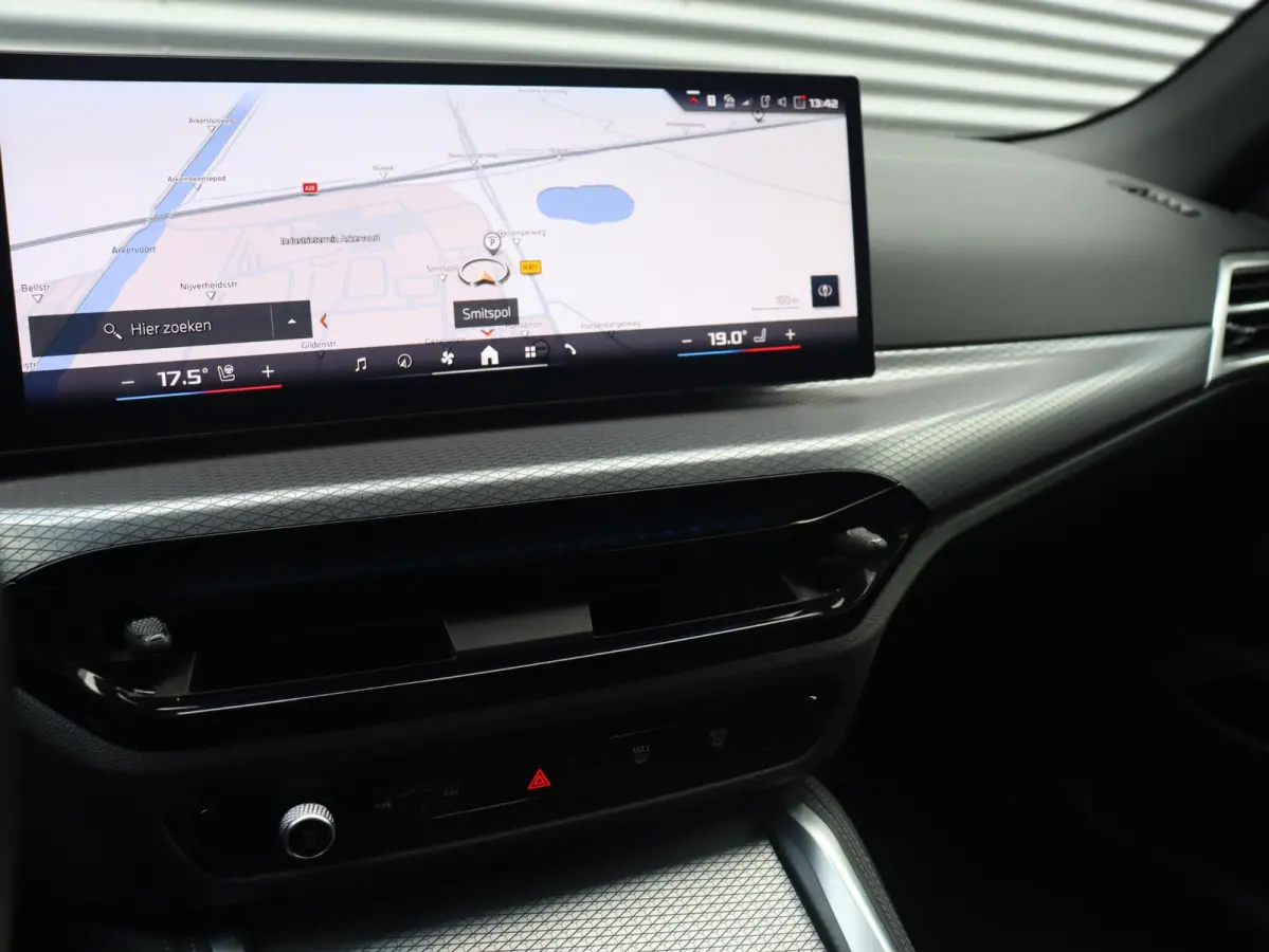 M440i xDrive | M Sport | Head-Up | Harman Kardon | Driving Assistant | Adaptive Cruise Control | Comfort Access | Air Collar | Standkachel | Parking Assistant Plus | 19'' LMV