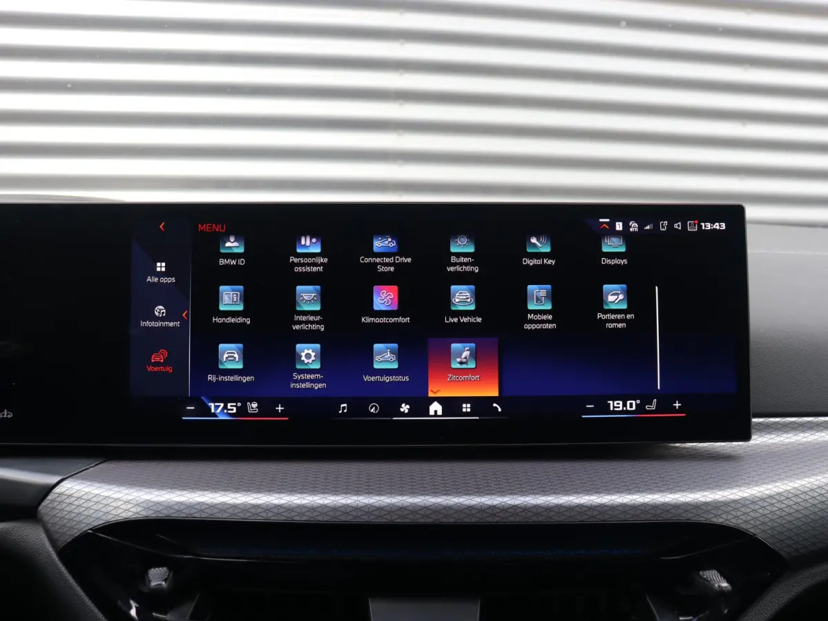 M440i xDrive | M Sport | Head-Up | Harman Kardon | Driving Assistant | Adaptive Cruise Control | Comfort Access | Air Collar | Standkachel | Parking Assistant Plus | 19'' LMV