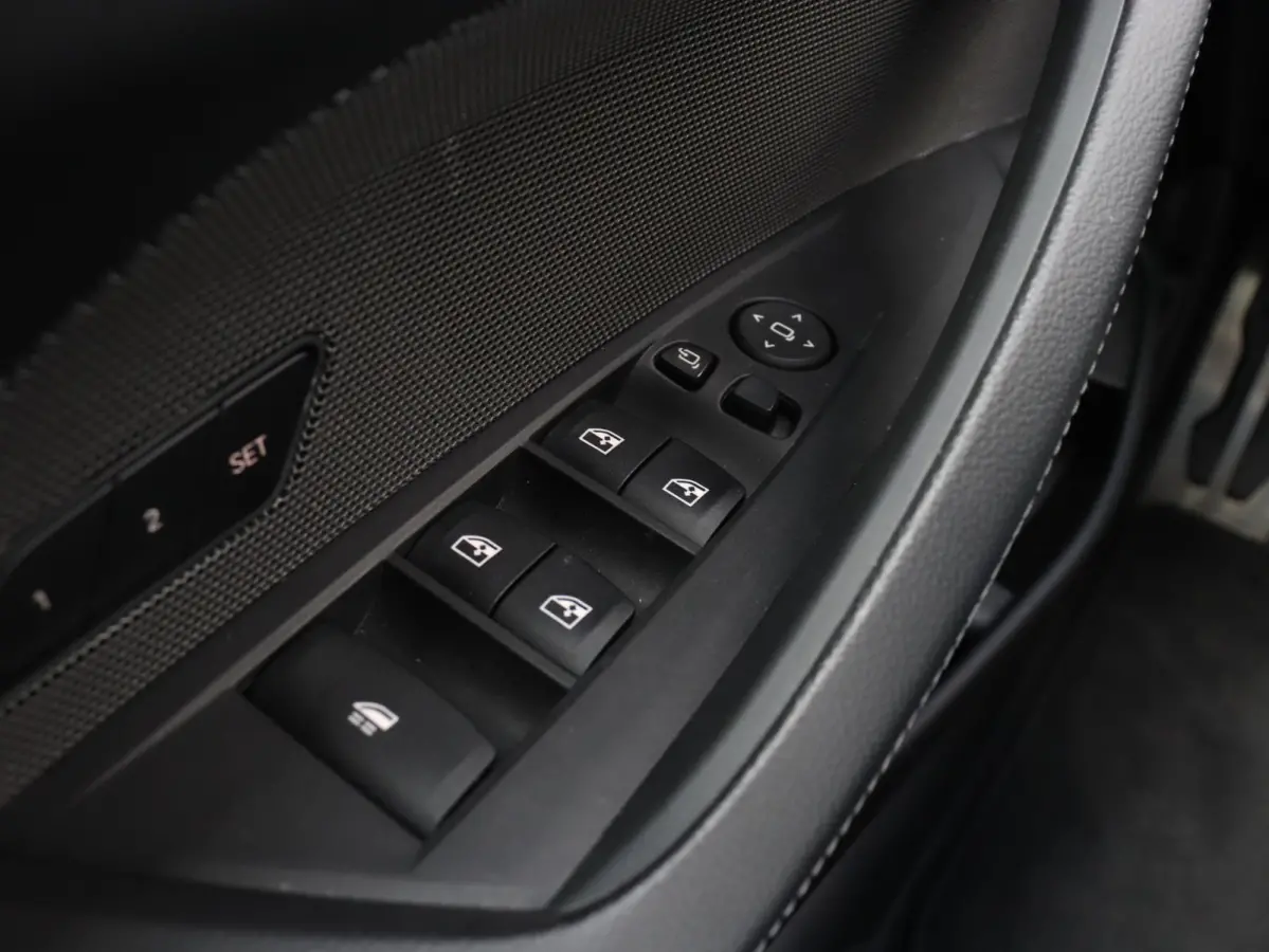 M440i xDrive | M Sport | Head-Up | Harman Kardon | Driving Assistant | Adaptive Cruise Control | Comfort Access | Air Collar | Standkachel | Parking Assistant Plus | 19'' LMV