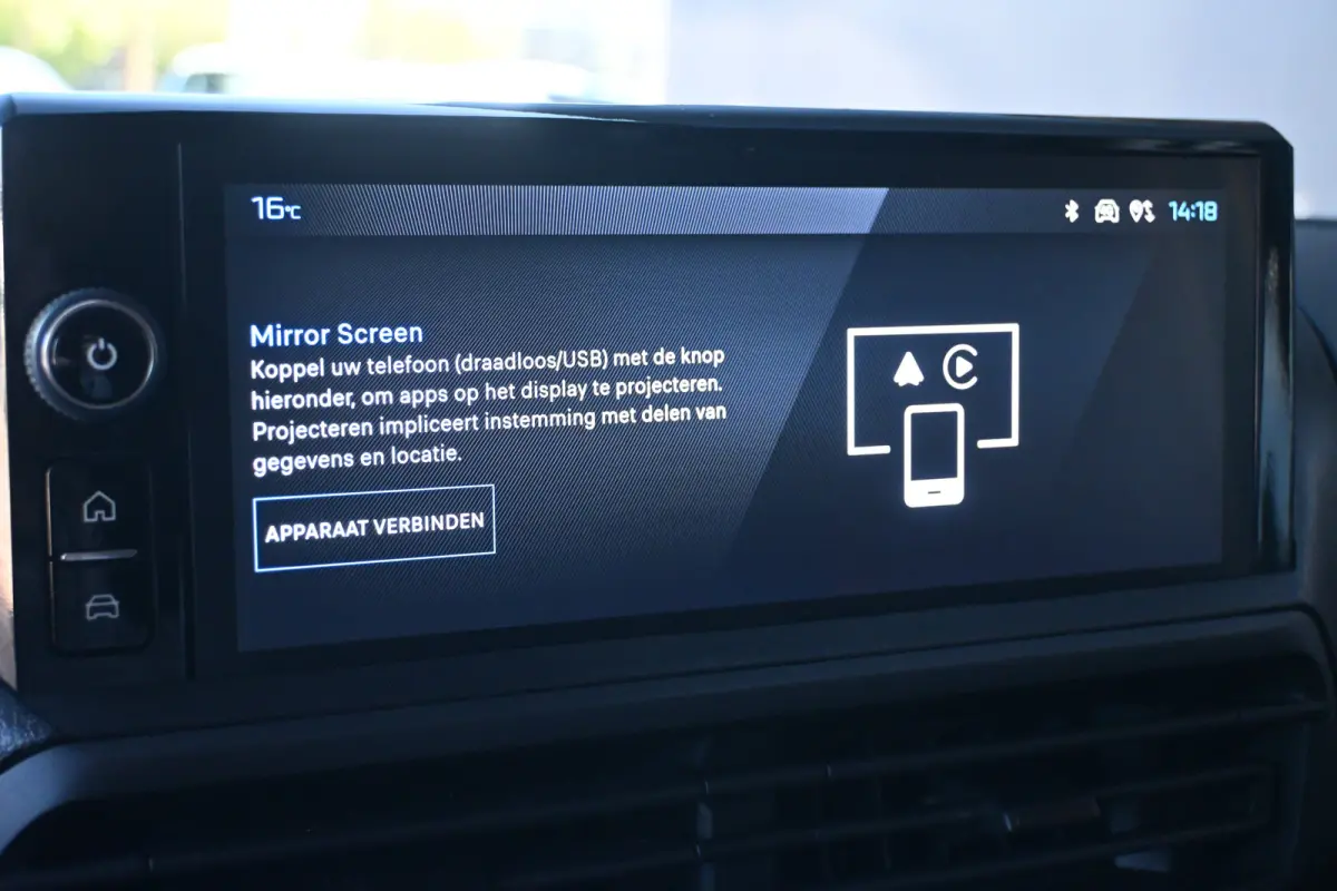 2.0D L3 145PK Automaat | Betimmering | Stuur/Stoelverwarming | Achteruitrijcamera | Navigatie | Apple carplay & android auto | BPM-vrij !!
