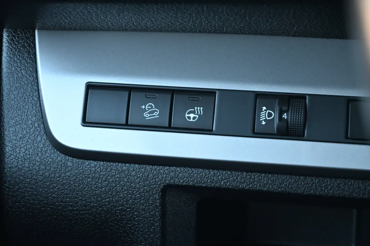 2.0D L3 145PK Automaat | Betimmering | Stuur/Stoelverwarming | Achteruitrijcamera | Navigatie | Apple carplay & android auto | BPM-vrij !!