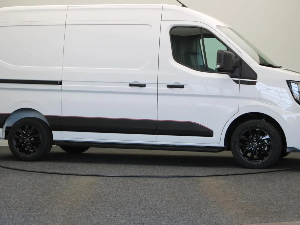 Nismo + | Alleen Bij ABD! | 0% Rente | 5 Jaar Garantie | Nissan Motorsport | 2000KG Trekgewicht | Tot 460Km Actieradius | Laadruimtepakket |