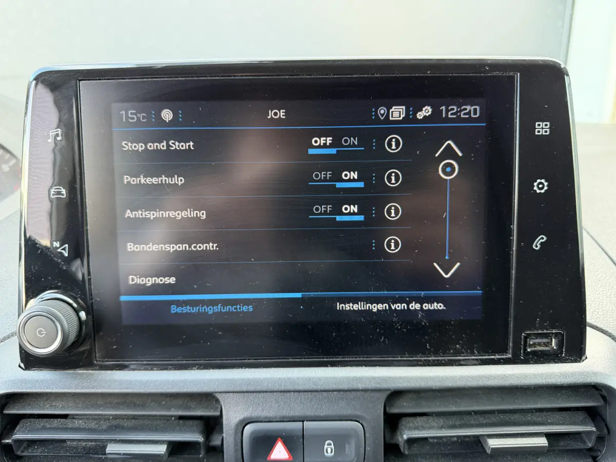 1.2 PureTech Premium CarPlay/cruise control/navigatie systeem