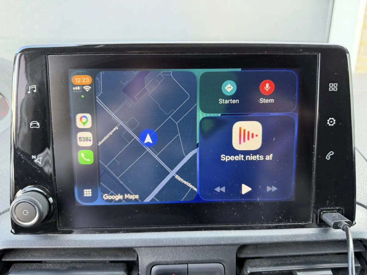 1.2 PureTech Premium CarPlay/cruise control/navigatie systeem