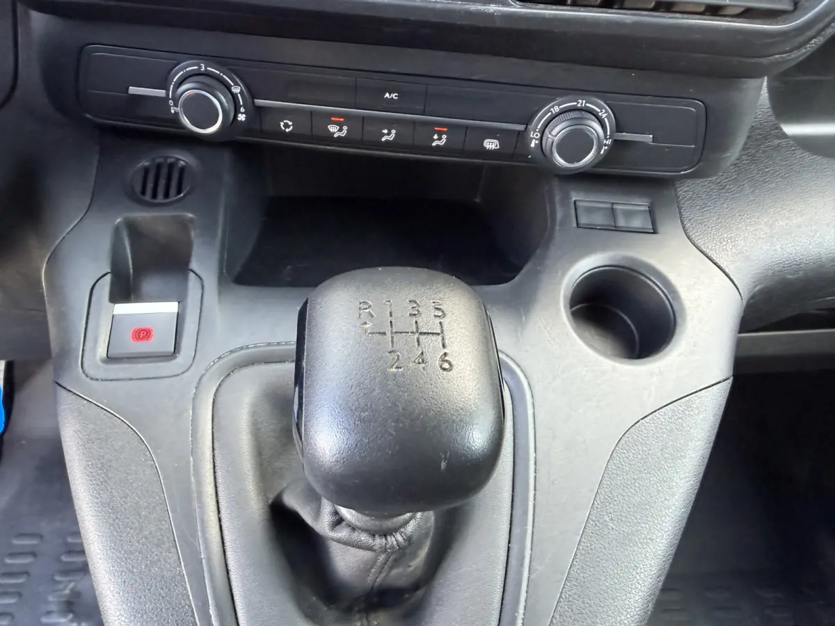 1.2 PureTech Premium CarPlay/cruise control/navigatie systeem
