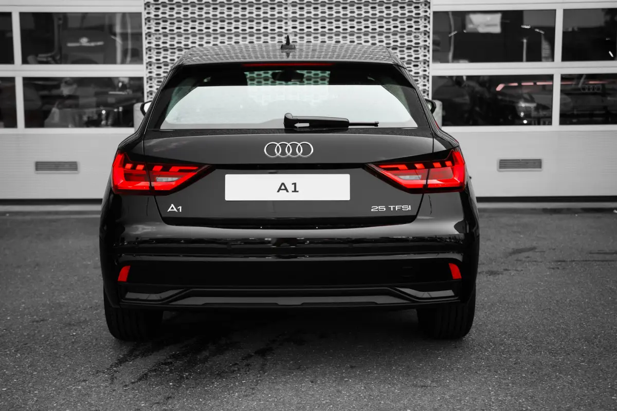 Advanced edition, (2024) | Airconditioning 2-zone | Audi smartphone interface | Audi virtual cockpit