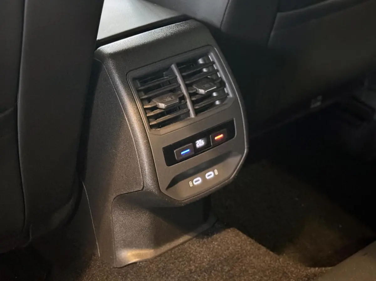 1.0 TSI 81kW FR Launch Edition