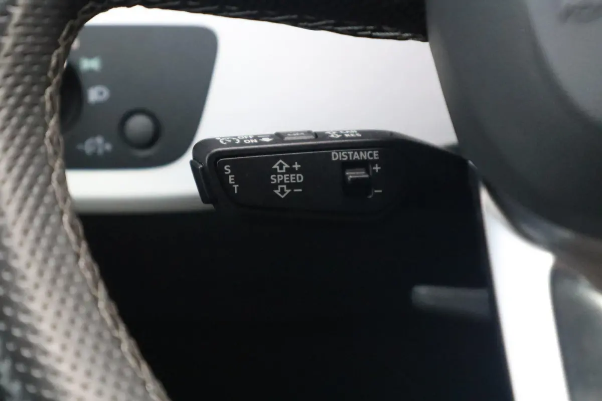 40 TFSI 204pk S-tronic S Edition | Achteruitrijcamera | Side Assist | Matrix LED | Elektr. Voorstoelen