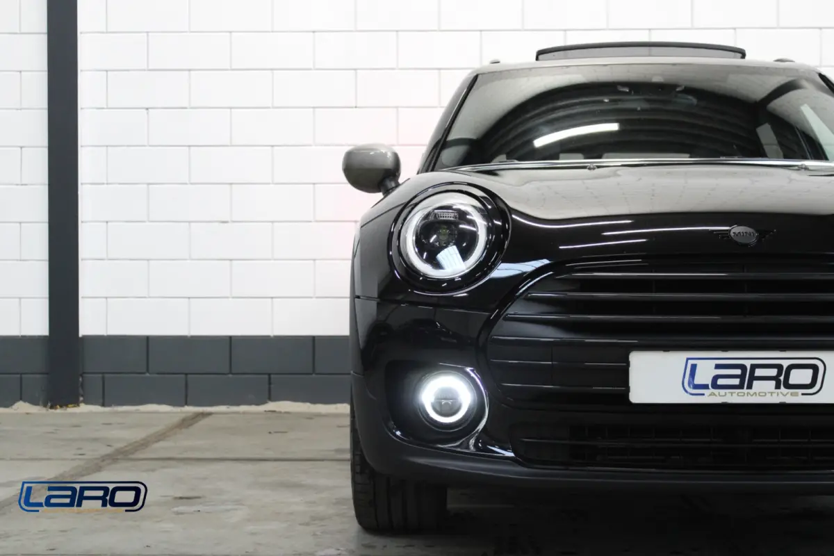 Mini 1.5 Cooper MINI Yours 136 pk | Pano Leer Camera CarPlay Sfeer Keyless