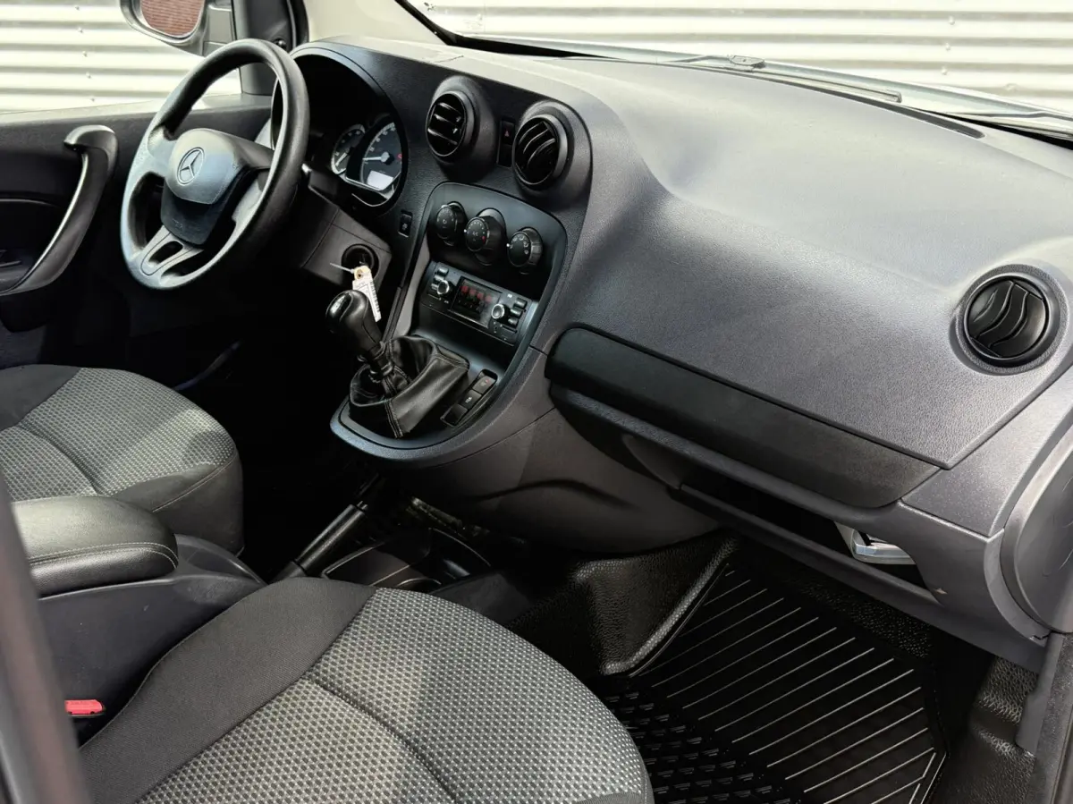 bestel 111 CDI Navi Airco Perfecte Staat 2021 Eerste eigenaar Rechter Schuifdeur Historie Aanwezig
