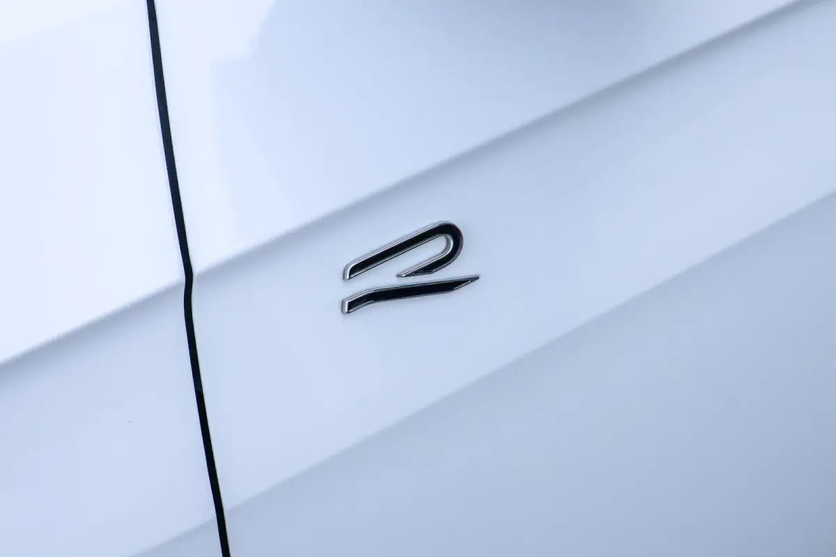 1.0 TSI 115pk DSG R-Line | Keyless Entry | Navigatie | Apple Carplay | Stoelverwarming