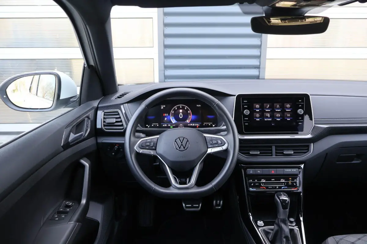 1.0 TSI 115pk DSG R-Line | Keyless Entry | Navigatie | Apple Carplay | Stoelverwarming