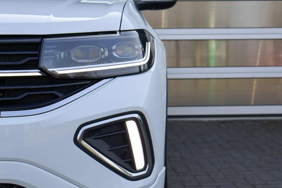 1.0 TSI 115pk DSG R-Line | Keyless Entry | Navigatie | Apple Carplay | Stoelverwarming