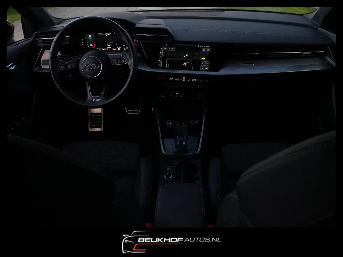 30 TFSI S-Line Maxton Navi Carplay Camera