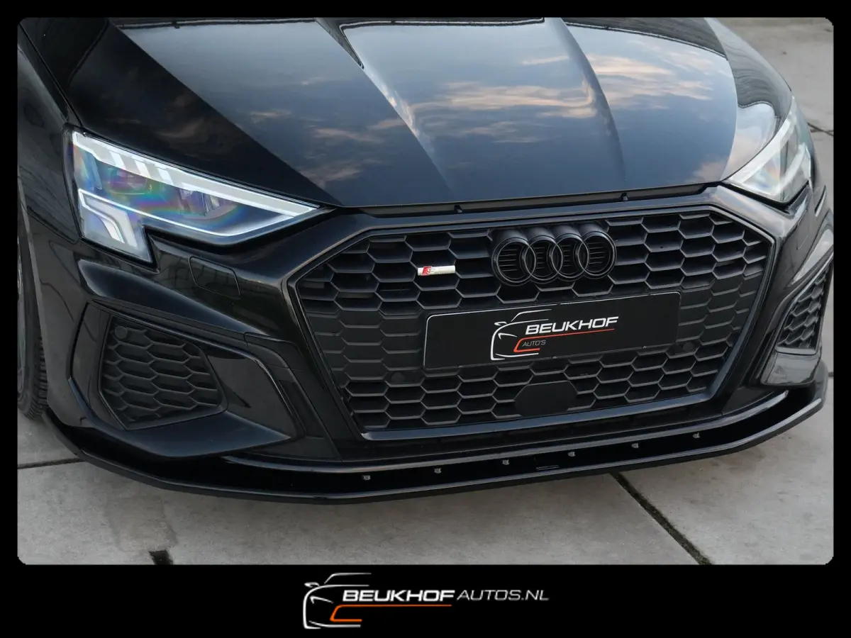 30 TFSI S-Line Maxton Navi Carplay Camera