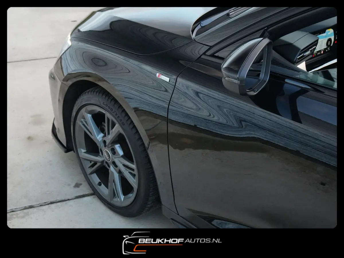 30 TFSI S-Line Maxton Navi Carplay Camera