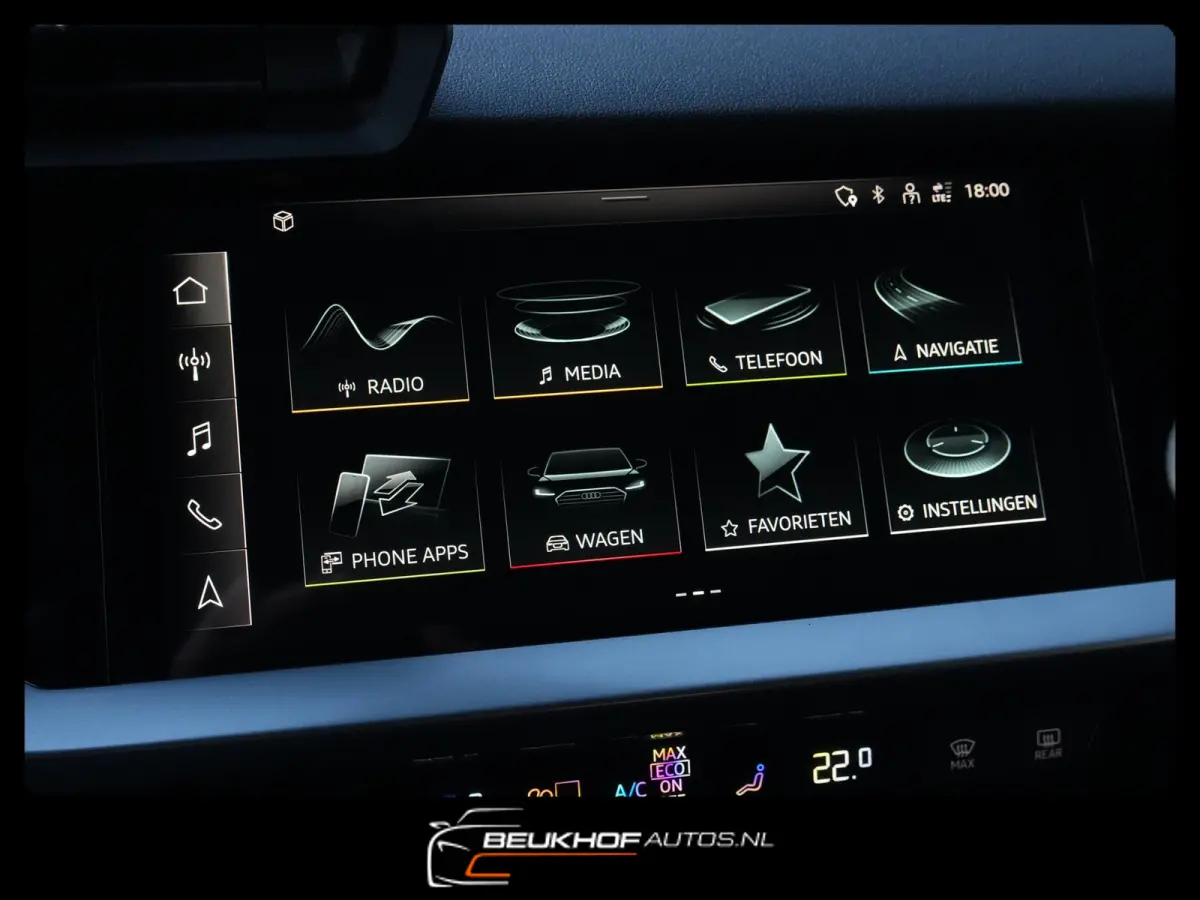 30 TFSI S-Line Maxton Navi Carplay Camera