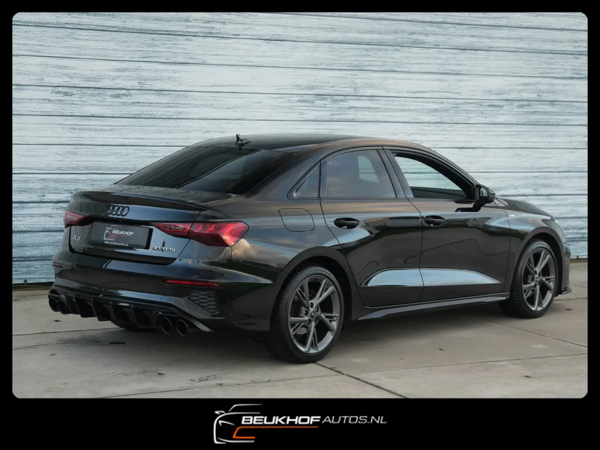 30 TFSI S-Line Maxton Navi Carplay Camera