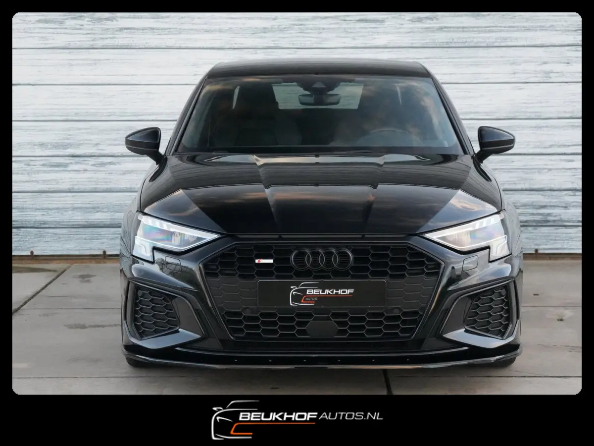 30 TFSI S-Line Maxton Navi Carplay Camera