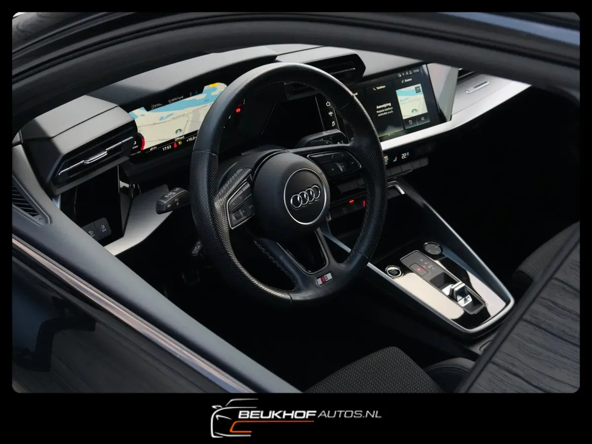 30 TFSI S-Line Maxton Navi Carplay Camera