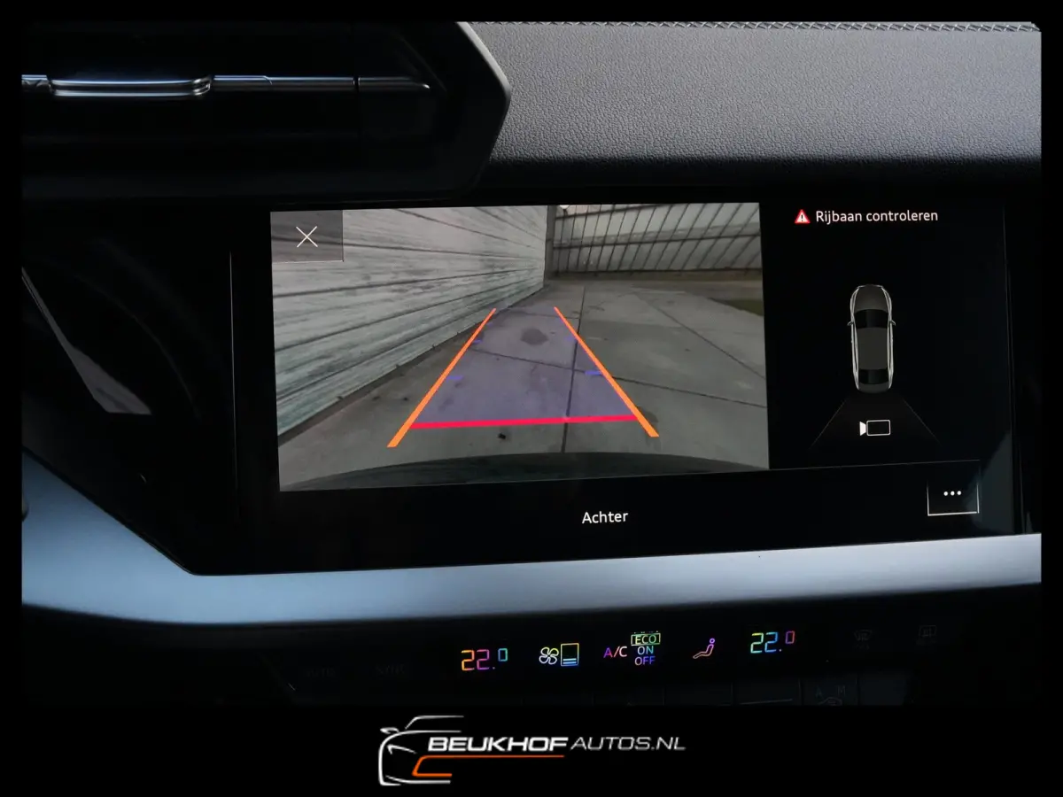 30 TFSI S-Line Maxton Navi Carplay Camera