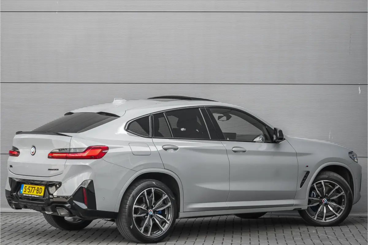 xDrive20i M-Sport Pano Laser Stuurverw Trekhaak Individual 20"