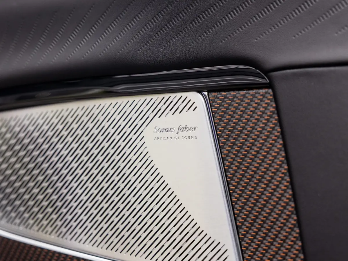 AWD Folgore 92.5 kWh | 760PK | Fuoriserie Paint | Sonus Faber Premium Audio | 360° Camera |