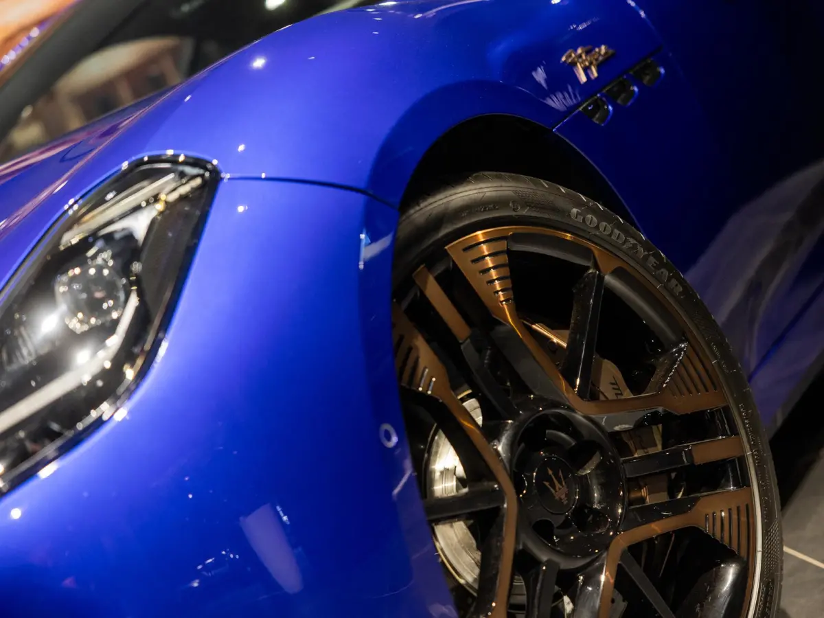 AWD Folgore 92.5 kWh | 760PK | Fuoriserie Paint | Sonus Faber Premium Audio | 360° Camera |