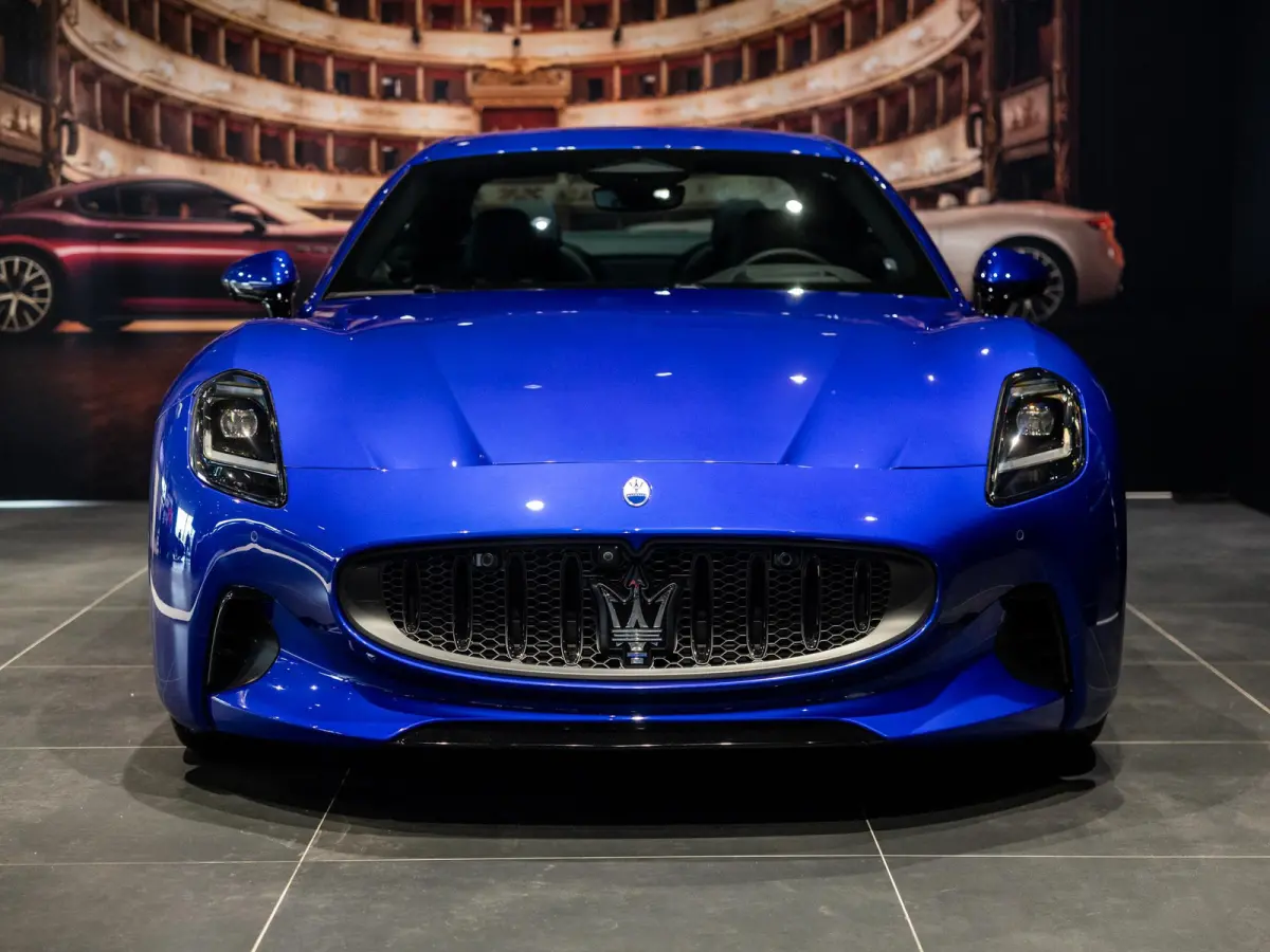 AWD Folgore 92.5 kWh | 760PK | Fuoriserie Paint | Sonus Faber Premium Audio | 360° Camera |