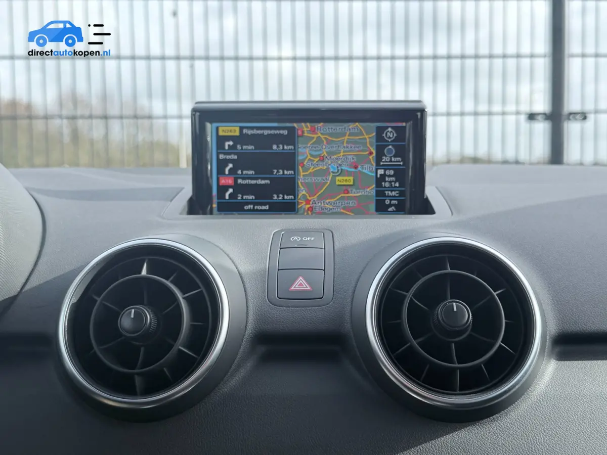 1.0 TFSI | NAVI | Airco | PDC | 17"LMV