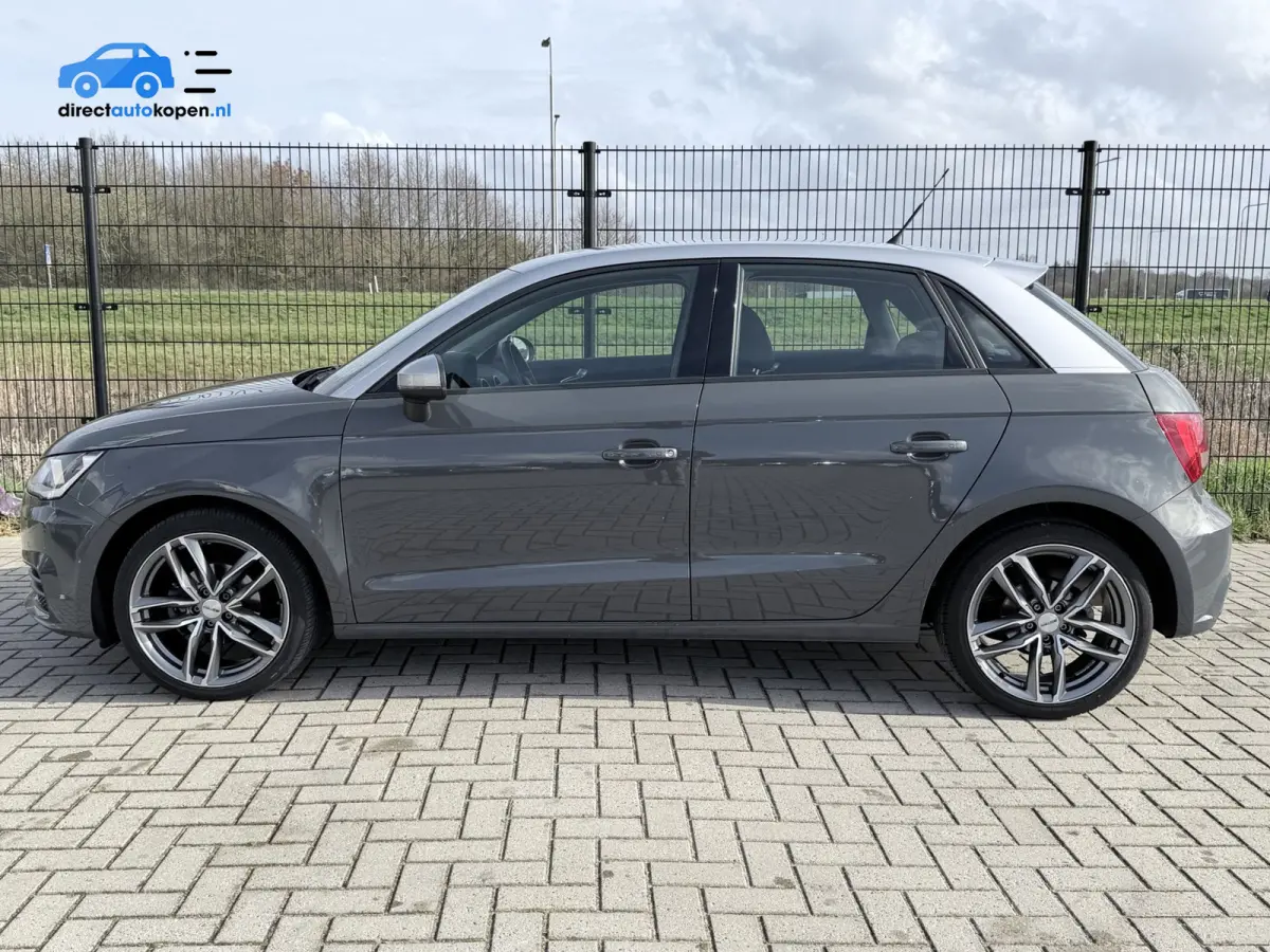 1.0 TFSI | NAVI | Airco | PDC | 17"LMV